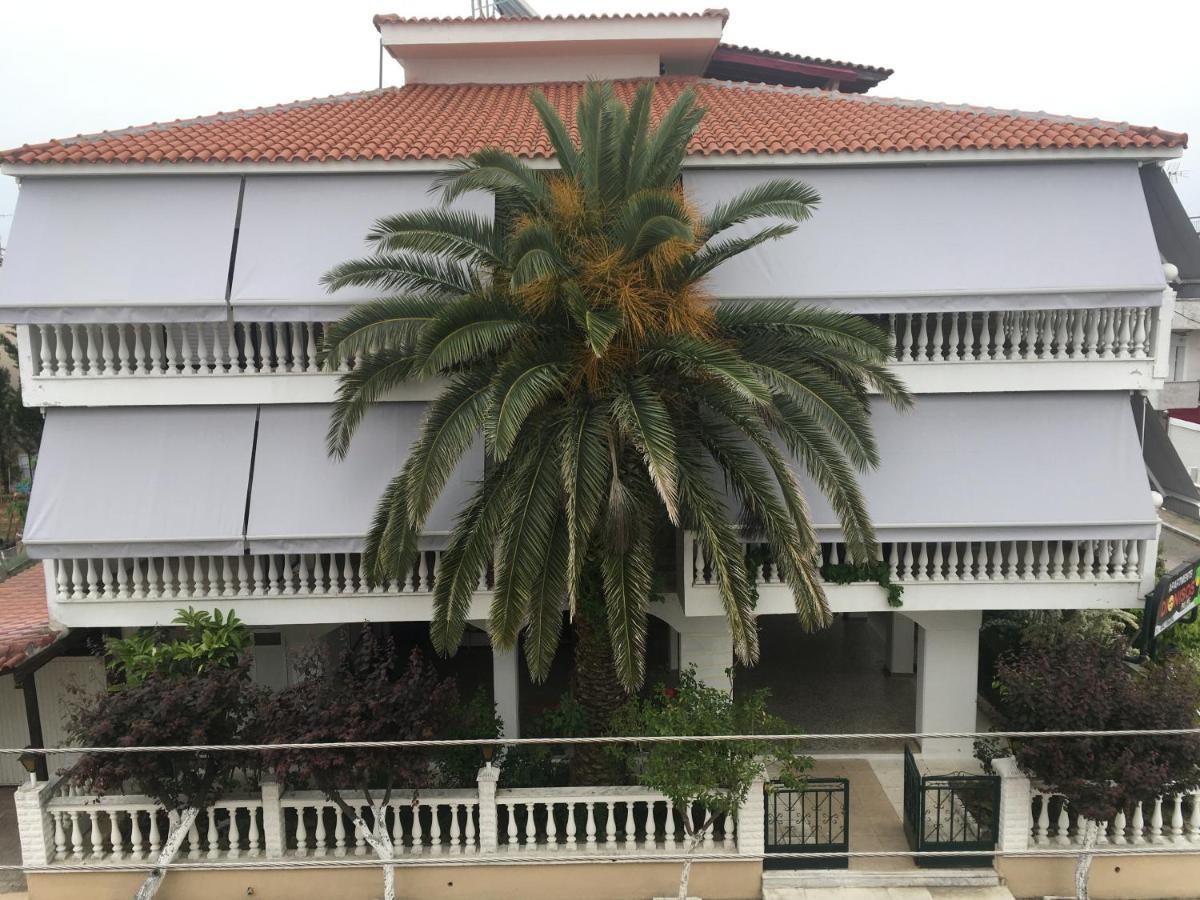 Dionisos Palms Apartments Paralia Dionysiou Esterno foto