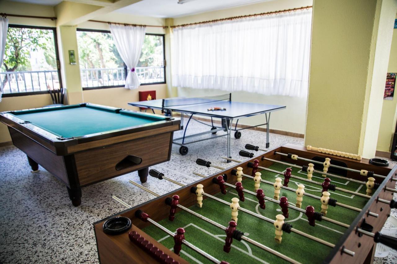 Dionisos Palms Apartments Paralia Dionysiou Esterno foto
