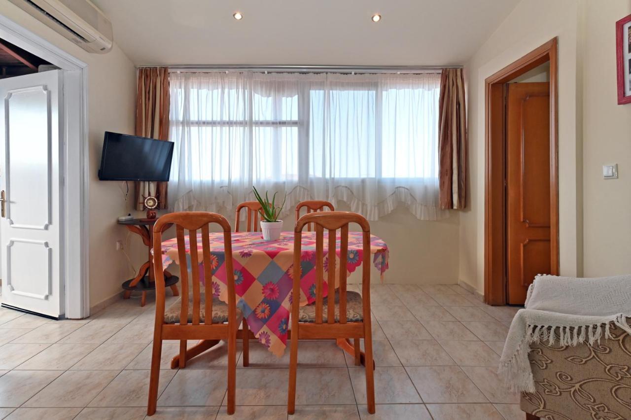 Dionisos Palms Apartments Paralia Dionysiou Esterno foto