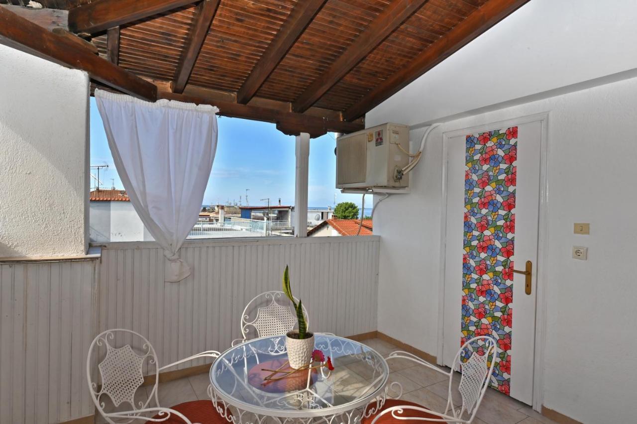 Dionisos Palms Apartments Paralia Dionysiou Esterno foto